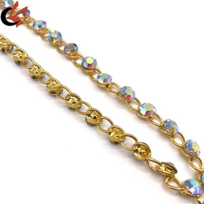 China Bags Unlock Links Gold Metal Alloy Restrictor Chain With AB Crystals Decoration for sale