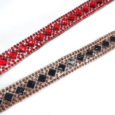 China Pointback Hotfix Rhinestone Trim Chain Crystal Fabric Ribbon Strass Banding Red Resin Applique for Clothing Crafts for sale