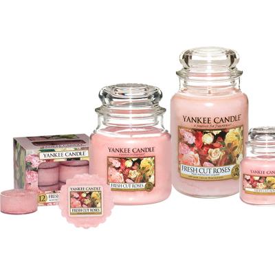 China Custom Soy Wax Style Yankee Birthdays Private Label Decorative Candles With Crystals for sale