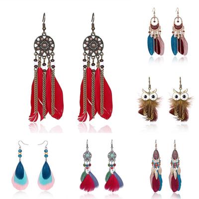 China LWE50738 Orecchino FASHIONABLE Vintage Ethnic Colorful Girls Gift Beads Round Metal Boho Dangle Women Drop Tassel Feather Earrings for sale