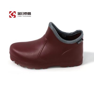 China Pantone Waterproof Color Rubber Rain Boots For Anti-slip Super Lightweight Anti-oil for sale