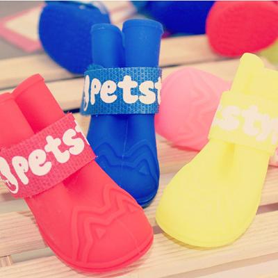 China Sustainable New Fashion Designer Candy Dog Rain Shoes Boots Comfortable Summer for sale