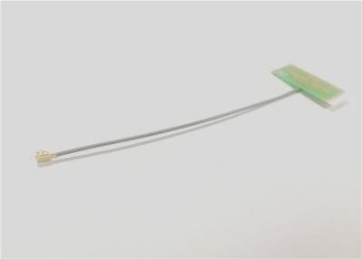 Chine Antenne interne de 2400~2500 mégahertz GSM avec le câble du connecteur rf 1,13 d'I-PEX à vendre