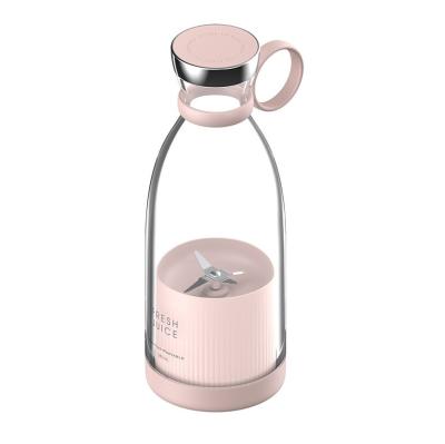 China USB Rechargeable Home Travel Mini Blender Juicer Extractor Machine Juicers 350ml Convenient Hot Selling Portable Blender Amazon Outdoor for sale