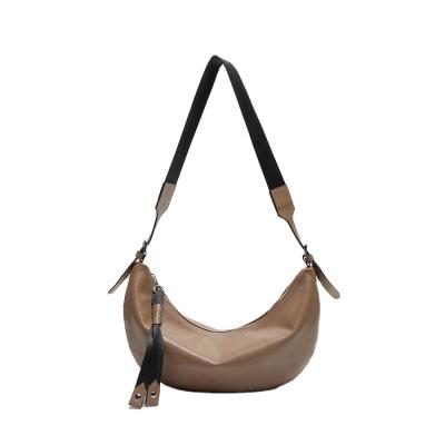 China Vintage Half Moon Shoulder Handbags Quality Lady Dumpling Bag 2021 Khaki Handbags for sale