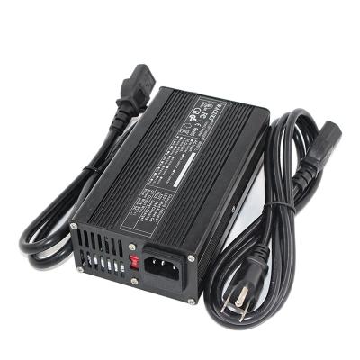 China 900W IP67 Boat Chargers 36V 18A Charger Waterproof Lead Acid Battery Chargers For Boat Scooter for sale