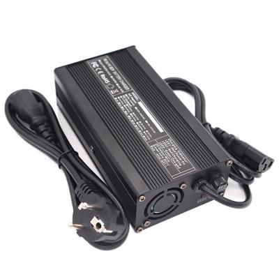 China Ebike Scooter Charger IP67 36V 18ah 24V 25ah 48v 15ah Quiet Fanless Marine Li Ion Lipo Car RV Car Motorcycle Battery Charger for sale