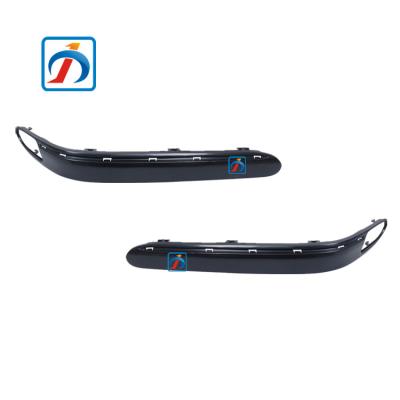 China Luxury C Class W203 Front Bumper Trim Bracket For W203 2038856121 2038856221 for sale