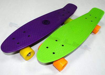 China Bunter einzelner Tritt-Plastikrochen-Fisch-Skateboard-/Fisch-Marken-Skateboard 22 Zoll zu verkaufen