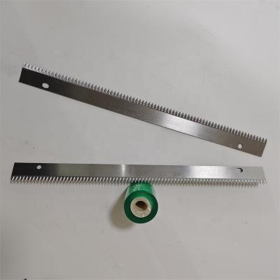 China Hotels Blade Packaging Machine Round Long Serrated Blade Serrated Knife Zigzag Sealing Cutter Blade for sale