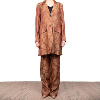 China Anti-pilling Women's Two Set Coat And Pants Chinese Floral Luxury Silk Set For Autumn Winter Casual Dress for sale