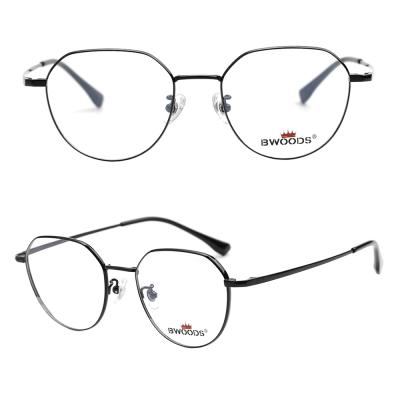 China BW1020T Italy Design Custom Irregular Titanium Metal Eye Glass Frame for sale