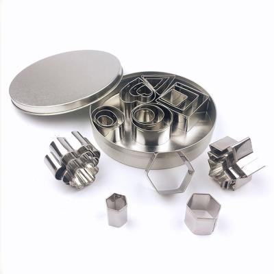 China Factory Wholesale 0.3mm Thickness Stocked Biscuit Mold Stainless Steel Dough 24pcs Baking Tools for sale