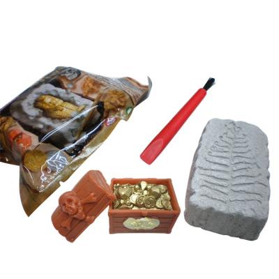 China Best-selling DIY Kit Treasure Excavation Fossil Digging Educational Toy for Kids 14 x 11cm for sale