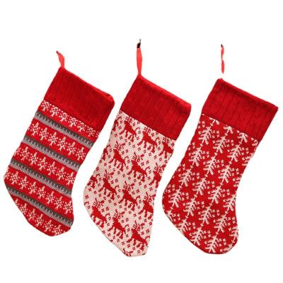 China Knit Cute Candy Bag Gifts Socks Stocking Christmas Party Decorations Hanging Simple Christmas Stocking for sale