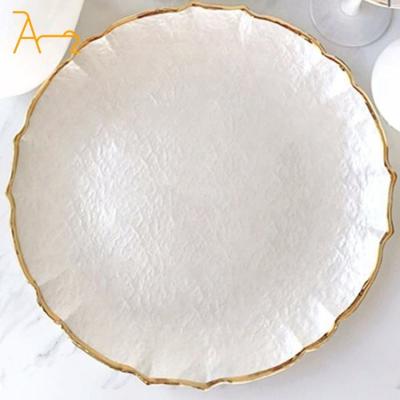 China Sustainable Elegant Underplate New Fancy Clear Gold Rim Glass Charger Plate Wholesale Wedding Dinnerware Gold Silver Glass Charger Plates for sale