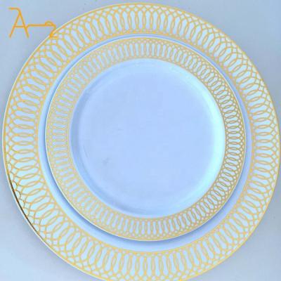 China Luxury Elegant High quality restaurant party gold rose gold rim luxury elegant dinnerware wedding plates set plastic white disposable tableware for sale