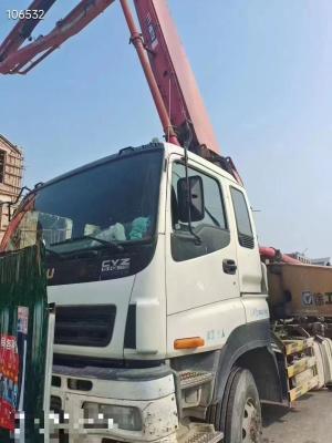 China 6×4 of 8×4 aandrijving klaar om te werken XCMG. HB37A 37 m beton pomp vrachtwagen voor betonnen levering en gieten Te koop