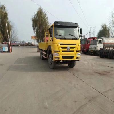 Cina Granata montata su camion da 10 tonnellate con cilindro idraulico originale Sinotruk WD615 in vendita