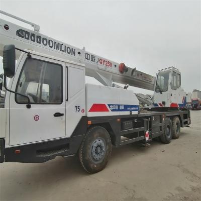 China Zoomline QY25V 25 Ton Road Crane In Excellent Condition With 1900-2000 Working Hours for sale