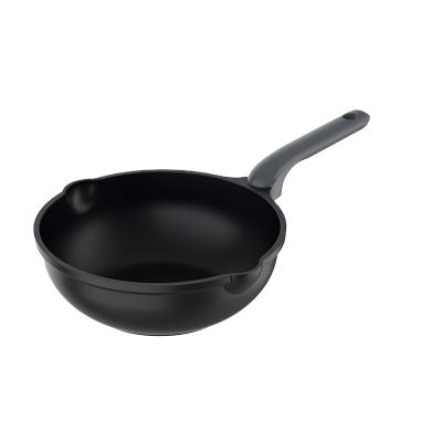 China Sustainable 28/30/32 cm Die Cast Wok Aluminum Nonstick Coating Pan with Glass Lid Phenolic Handle and Knob with Soft Touch Wok Pan for sale