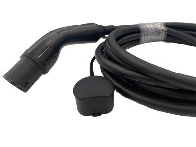 China Cables de carga de vehículos eléctricos tipo 2 de 240 V Materiales de cazadores 32A/16A Terminal PE para opciones de carga flexibles en venta