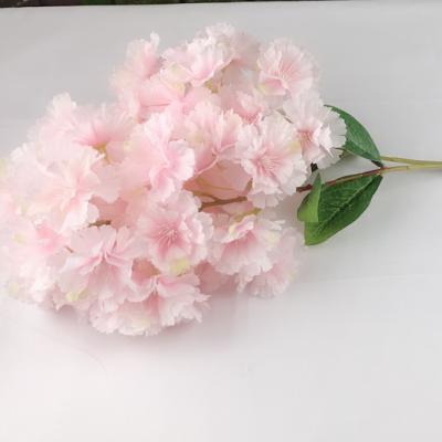 China High Quality Silk Cherry Blossoms Wedding Wholesale Fashional Artificial Flowers Factory Decoration Fake Flowers for sale