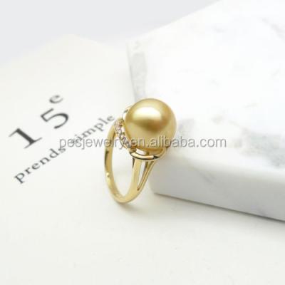 China CLASSIC EXPLOSION SIEGE Costume Jewelry! Gorgeous Luxury Elegant South Sea Pearl Pave CZ Twist Ring for sale