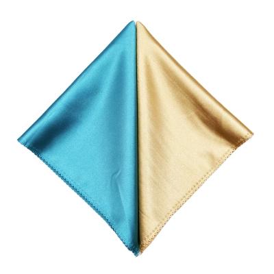 China Disposable Stylish High Quality Shiny Cloth 250gsm Table Napkins for sale