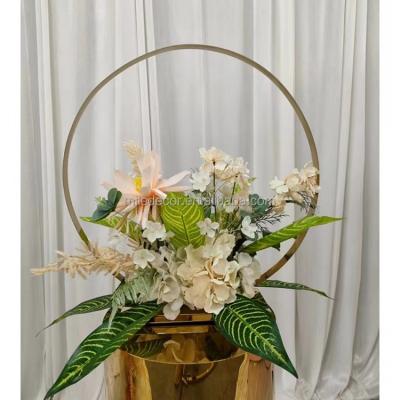 China Wedding Round Table Centerpieces Wedding Supplies Gold Metal Flower Stand for sale