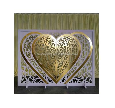 China Stylish And Durable Hot Selling Heart Frame Flower Acrylic Backdrop For Wedding Decoration Stand Acrylic Backdrop for sale