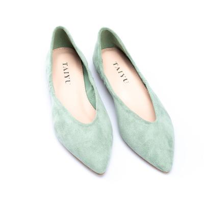 China New Lightweight High Quality Spring Suede Headed Toe Low Heel Shoes Solid Color Soft Bottom Ladies Single Loafer Shoes Flat Shoes for sale