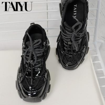 China High Quality Comfortable Female Sneaker Ladies Fashion Trend Sports Custom Casual Running Shoes Black Breathable Sneakers for sale