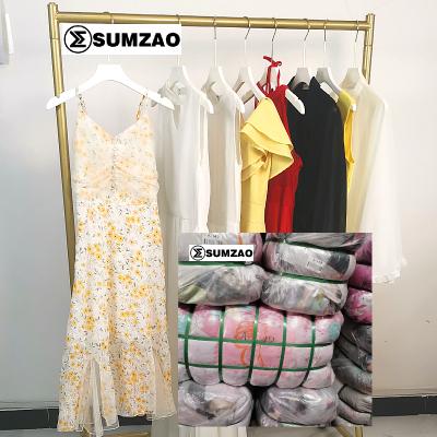 China Polyester/cotton grade a used clothing bales clothing stock used clothing wholesale used clothing for sale