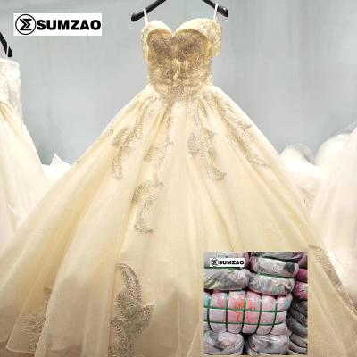 China Mixed matching Korean US used clothes in bales used dress women package used dress wedding for sale