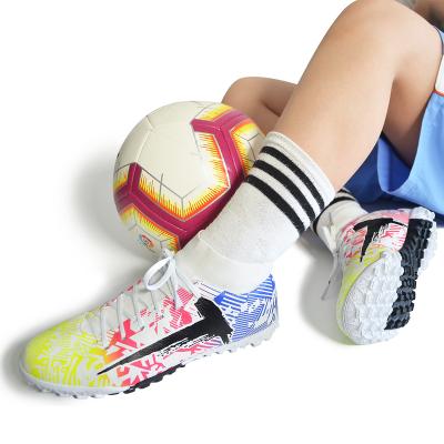 China Cheapest fashion kid soccer shoe design cheap indoor child outdoor sport ankle soccer durable training shoes\Comfortable drop-shopping\durable soccer boots stain tall for sale