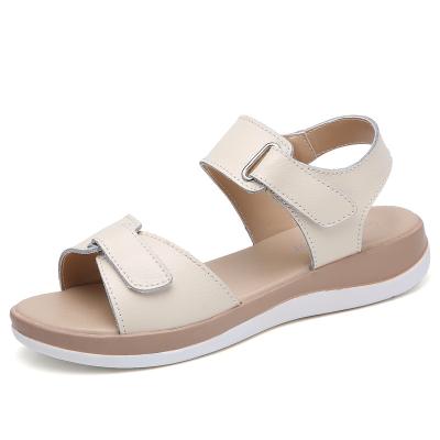 China New Women Summer Lightweight Casual Shoes Ease Leather Sandals Latest Design Hot Selling Sandals For Ladies for sale