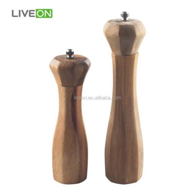 China Sustainable Set of 2 Pcs Acacia Wood Salt Pepper Shakers for sale