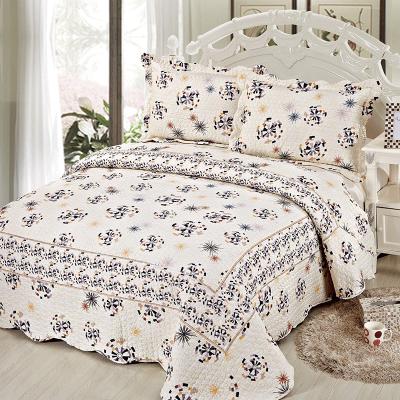 China Simple Ready Stock Microfiber Printed Quilted Patchwork Bedspread for sale