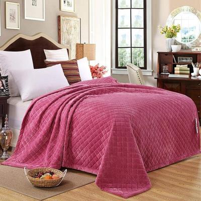 China Short Velvet Embroidered Dot Embroidery Design Plush Bedspread Quilt for sale