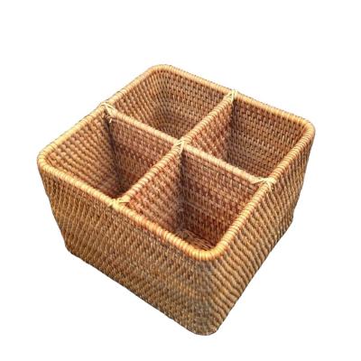 China Sustainable 4 Compartment Rattan Hand & Fruit Storage Woven Basket Serving Tray Basket Home Storgae Box Snack Wicker Candy Box for sale