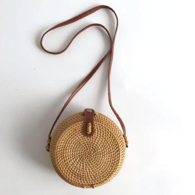 China Retro High Quality Simple Rattan Bags Straw Beach Shoulder Single Handbag For Women for sale