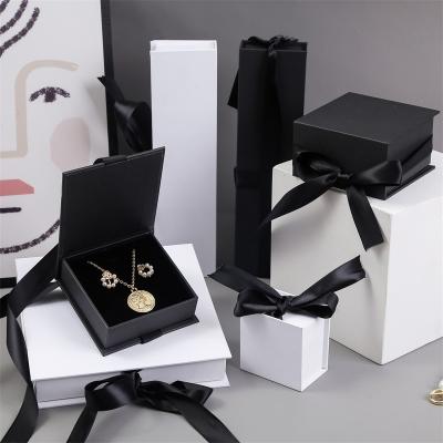 China Custom Logo Luxury Printed Jewelry Storage Eco-Friendly Packaging Unique Necklace Jewelry Packaging Box for sale