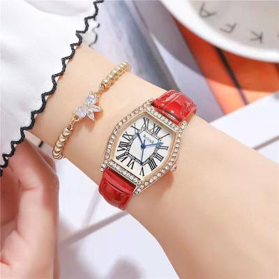 China Fashion. Women2022 Diamond Small Dial Diamond Belt Sports Watch Quartz Watches Casual Fashion Brand Luxury Women's Watch for sale