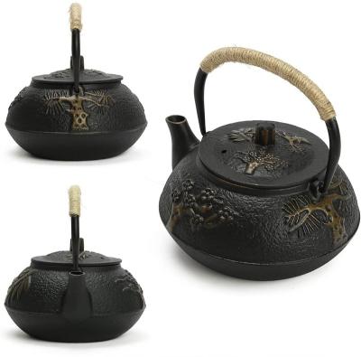 China Sustainable Japanese Style Tea Kettle Cast Iron Teapot Infuser Strainer Set Chinese Leaf Pattern with Stainless Steel Filter 30oz/0.9L for sale