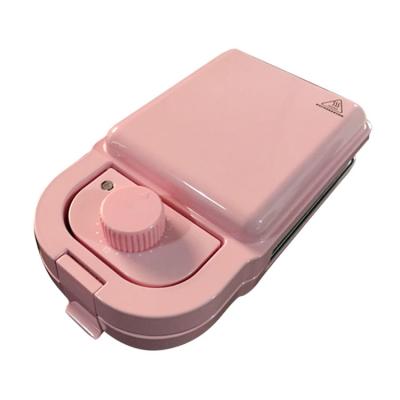 China 2021 Good Quality 550W Dual Pocket Portable Nonstick Coated Cooking Custom Mini Waffle Maker For Family for sale