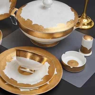 China Sustainable British Royal Style Liquid Gold Glazed Bone China Ceramic Dinnerware for sale