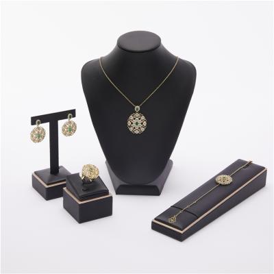 China 2021 March Retro Kaftan Wedding Gold Color Environmental Friendly Hot Selling Jewelry Set For Women Green Stone Jewelry Set High Quality Jewelry for sale