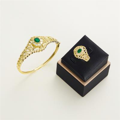 China 2022 March New Fashion Jewelry Set Bracelet Ring Wedding Party Jewelry Dazzling Environmental Friendly Personalized Gem Holiday Gift Green for sale