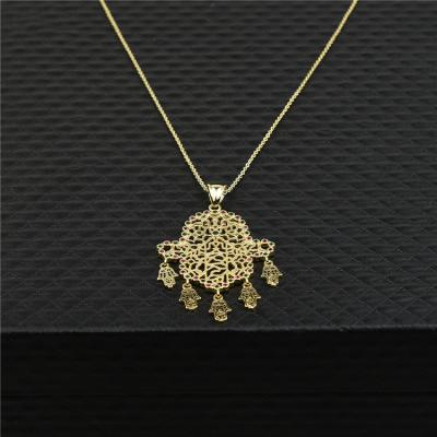 China 2021 New Best Selling Environmentally Friendly Simple Hollow Kaftan Wedding 14k Gold Color Pendant For Women Fashion Jewelry Copper High Quality Pendant for sale